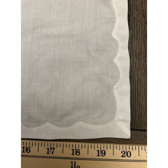 Set Of 6 White Embroidered Floral Cotton Napkins 20 x 19.5" - Picture 5 of 5